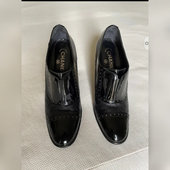 CHANEL Shoes - Preowned Chanel Shoes